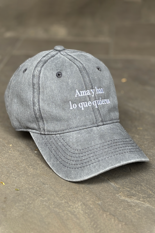 Gorra Ama y haz lo que quieras