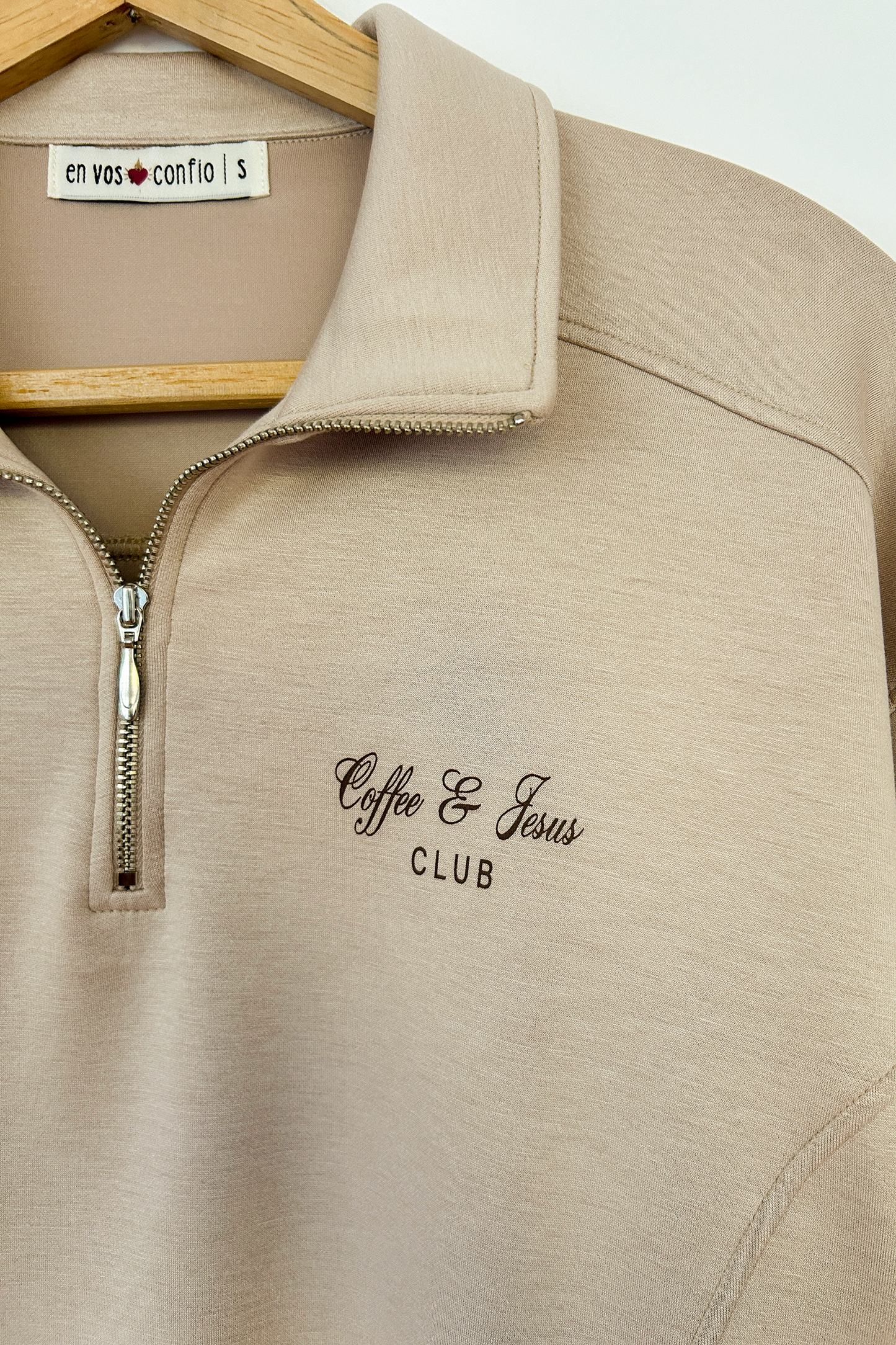 Polera Coffee & Jesus